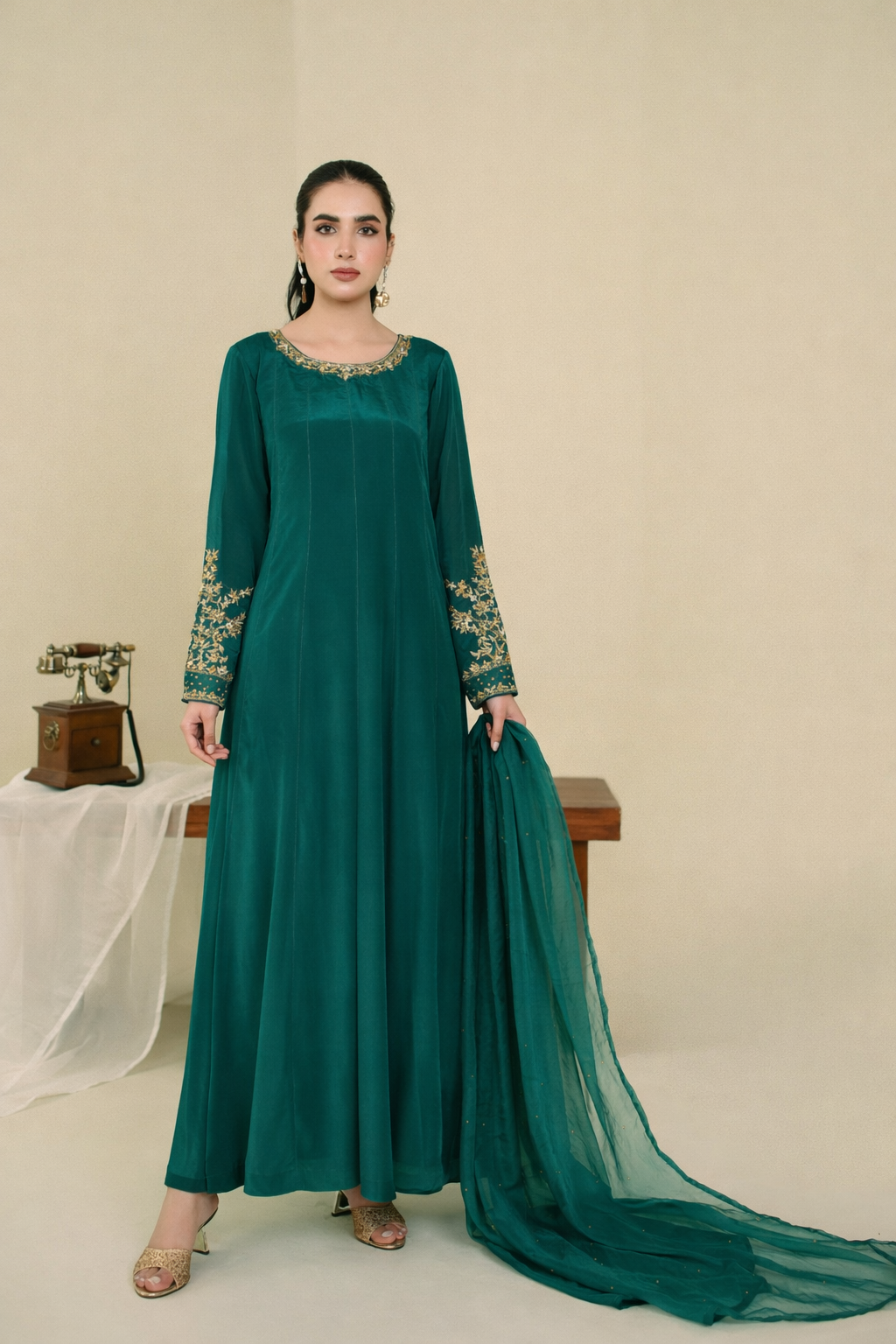 Emerald Gown – Women