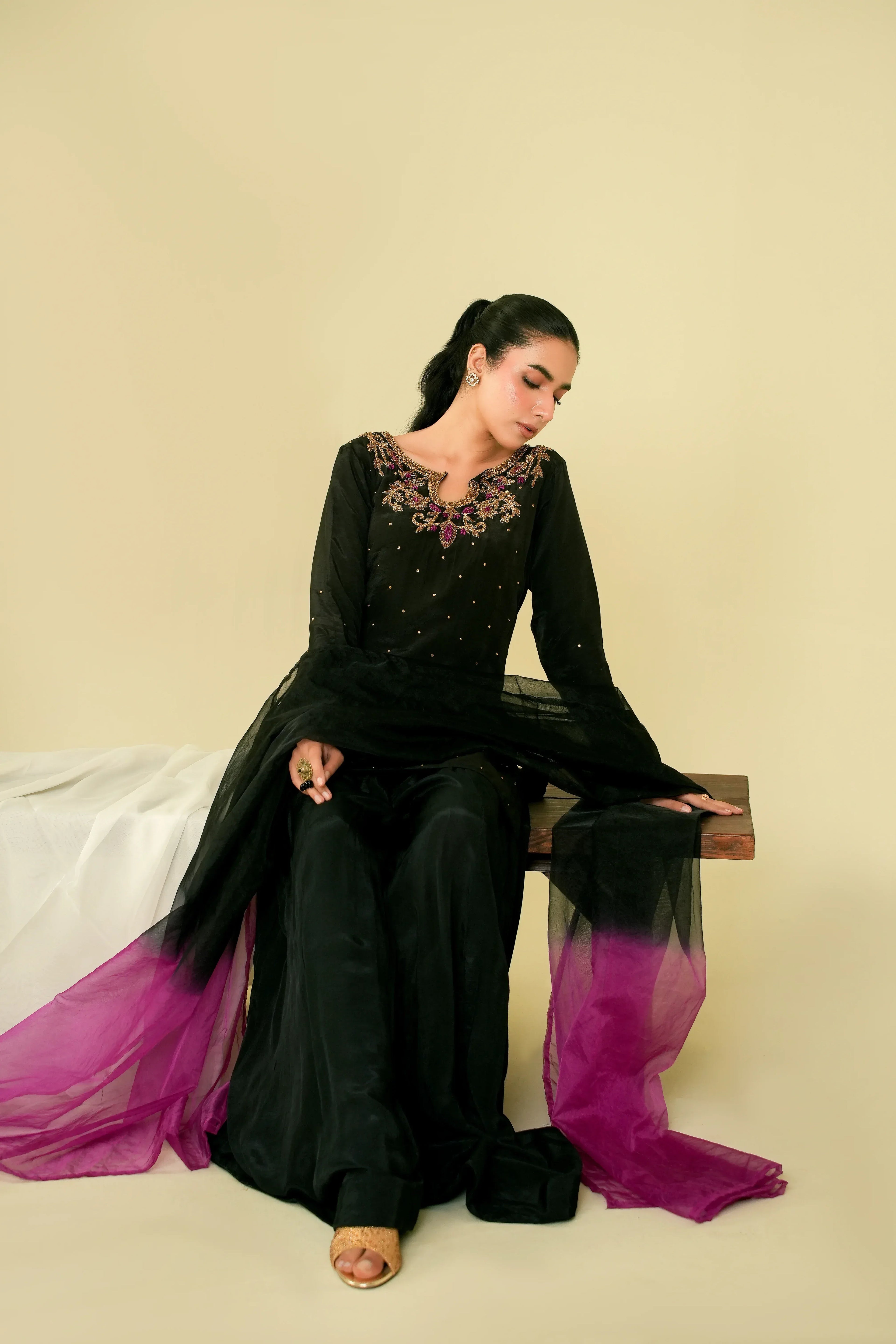 Shadow Magenta – Women